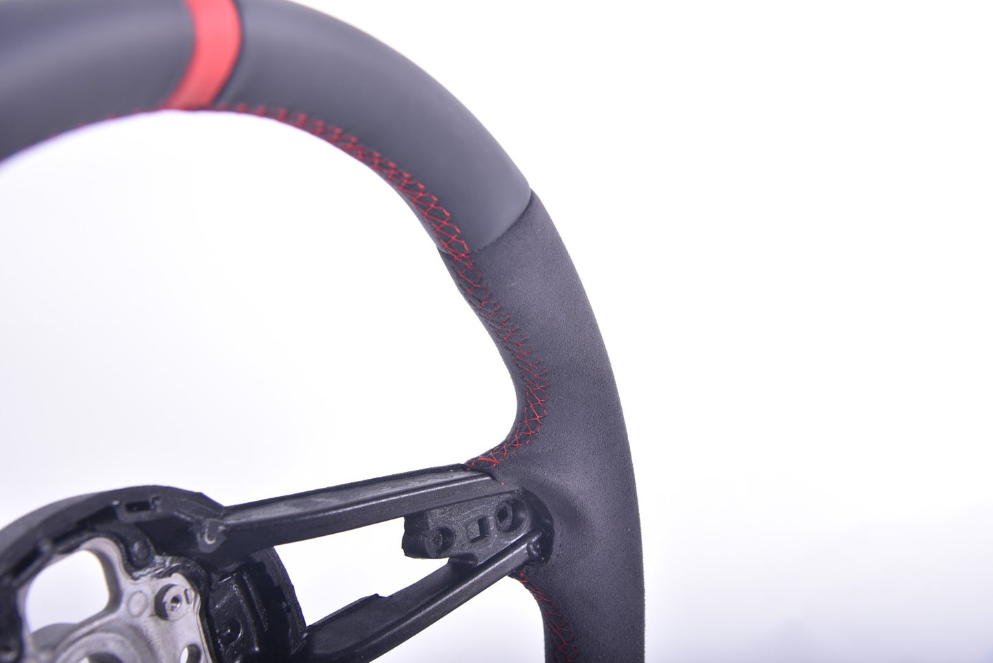 Made To Order Audi R8 Steering Wheel / Leather / Alcantara / Carbon