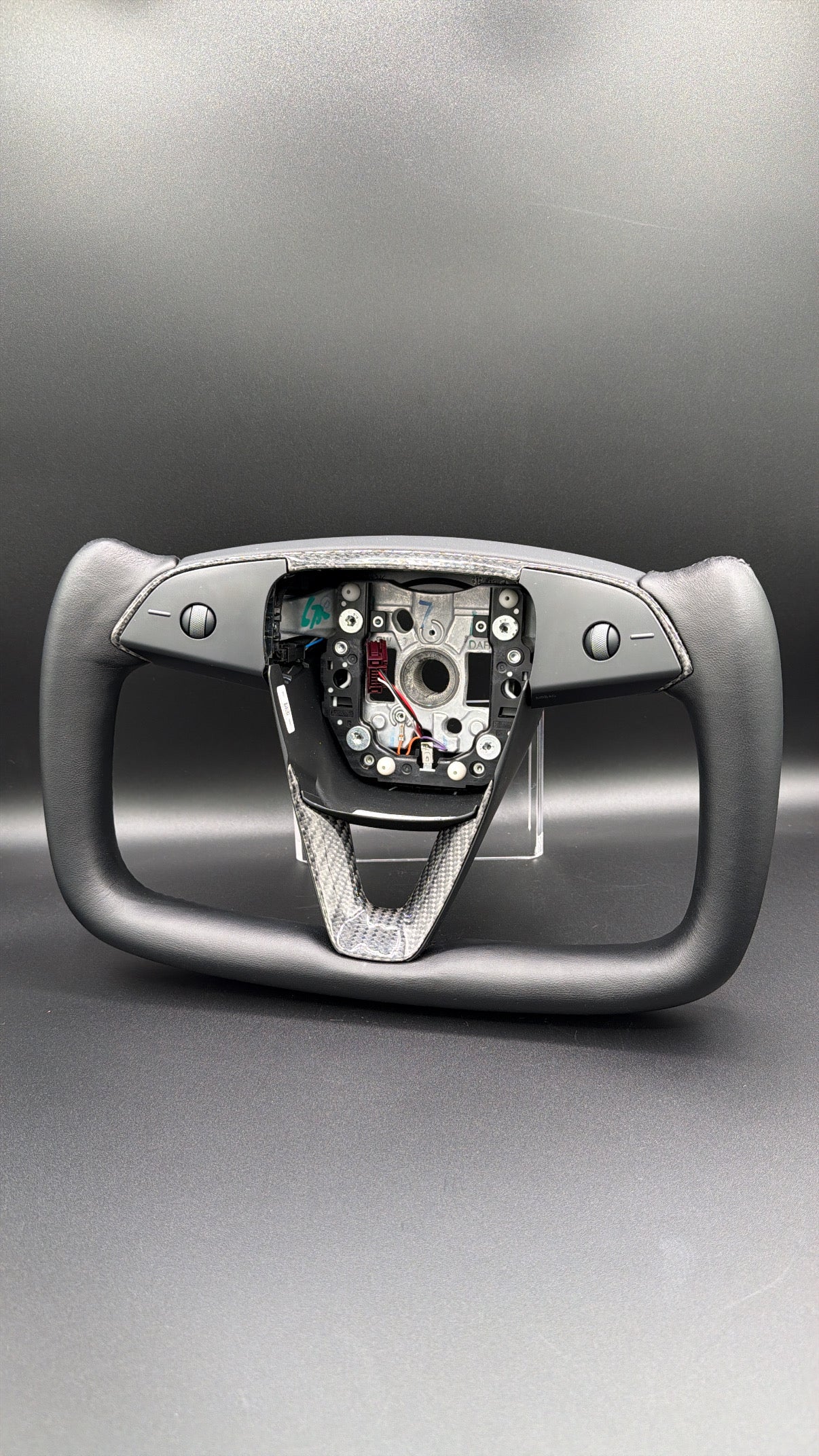 Made To Order Tesla Carbon Fiber Steering Wheel/ Highland 3