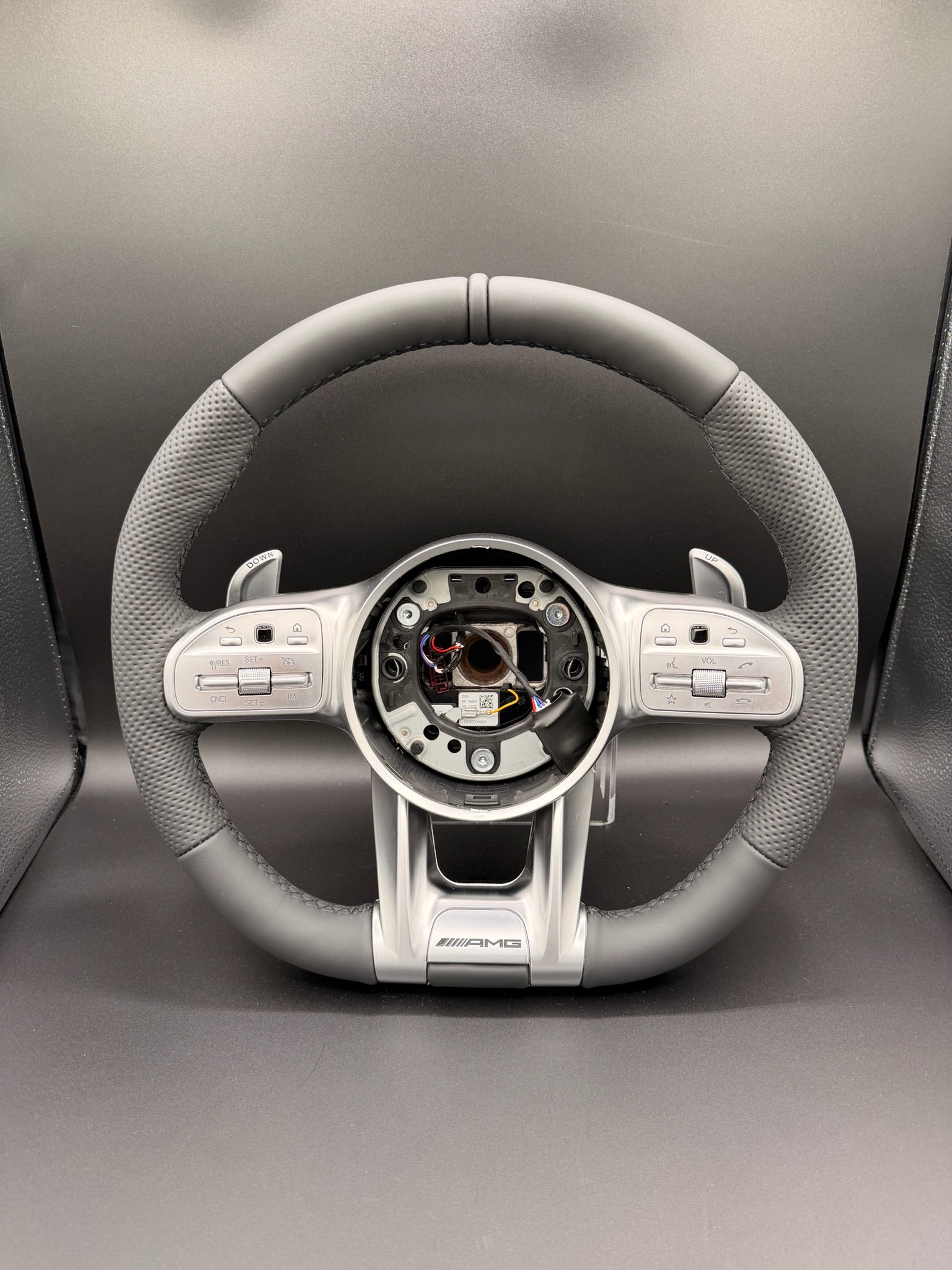 IN STOCK Leather Mercedes Benz Steering Wheel (2012-2019) – Leather Werks